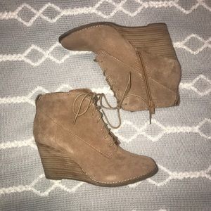 Lucky Brand Yoanna Lace Up Wedge Bootie